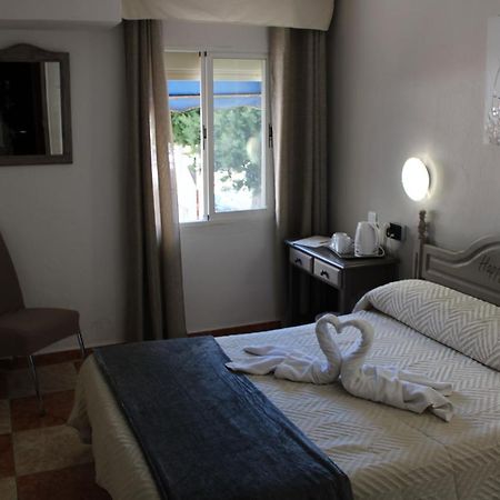 Virgen Del Rocio II Hotel Torremolinos Kültér fotó