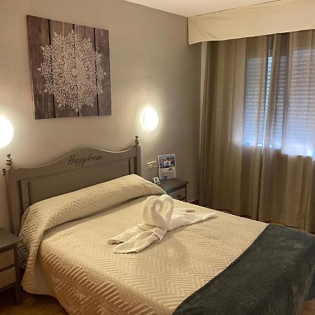 Virgen Del Rocio II Hotel Torremolinos Kültér fotó