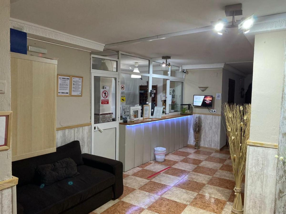 Virgen Del Rocio II Hotel Torremolinos Kültér fotó