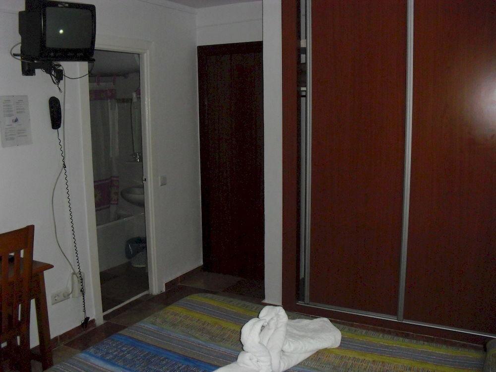 Virgen Del Rocio II Hotel Torremolinos Kültér fotó