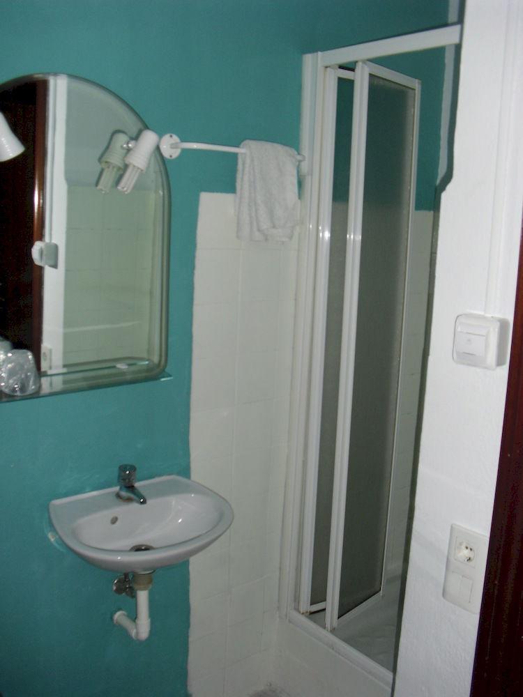 Virgen Del Rocio II Hotel Torremolinos Kültér fotó