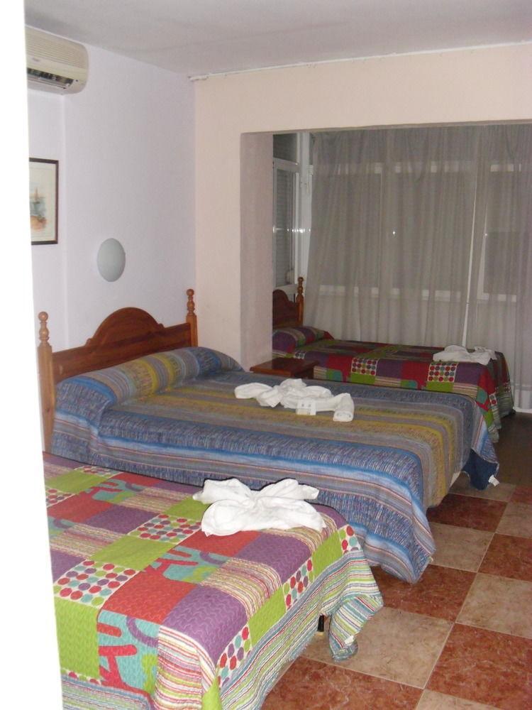 Virgen Del Rocio II Hotel Torremolinos Kültér fotó