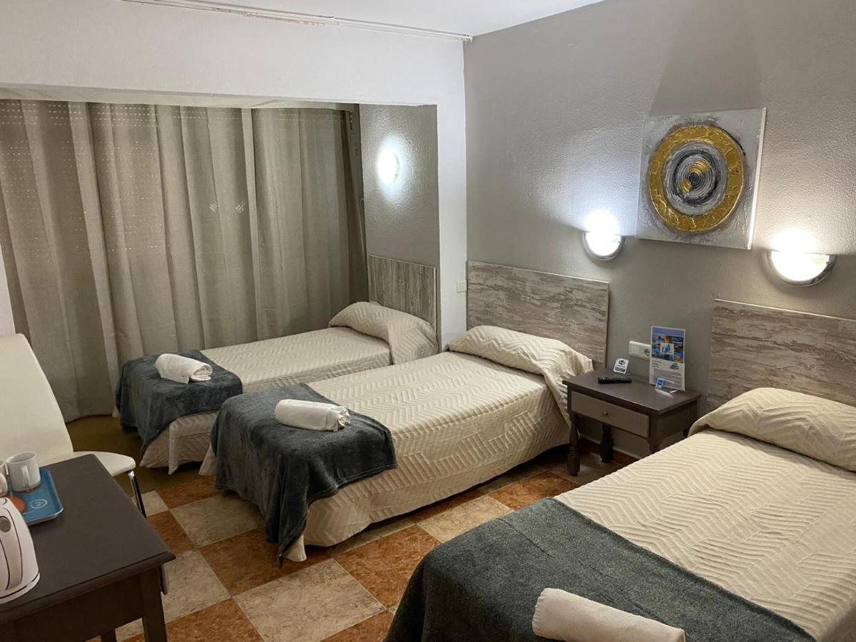 Virgen Del Rocio II Hotel Torremolinos Kültér fotó