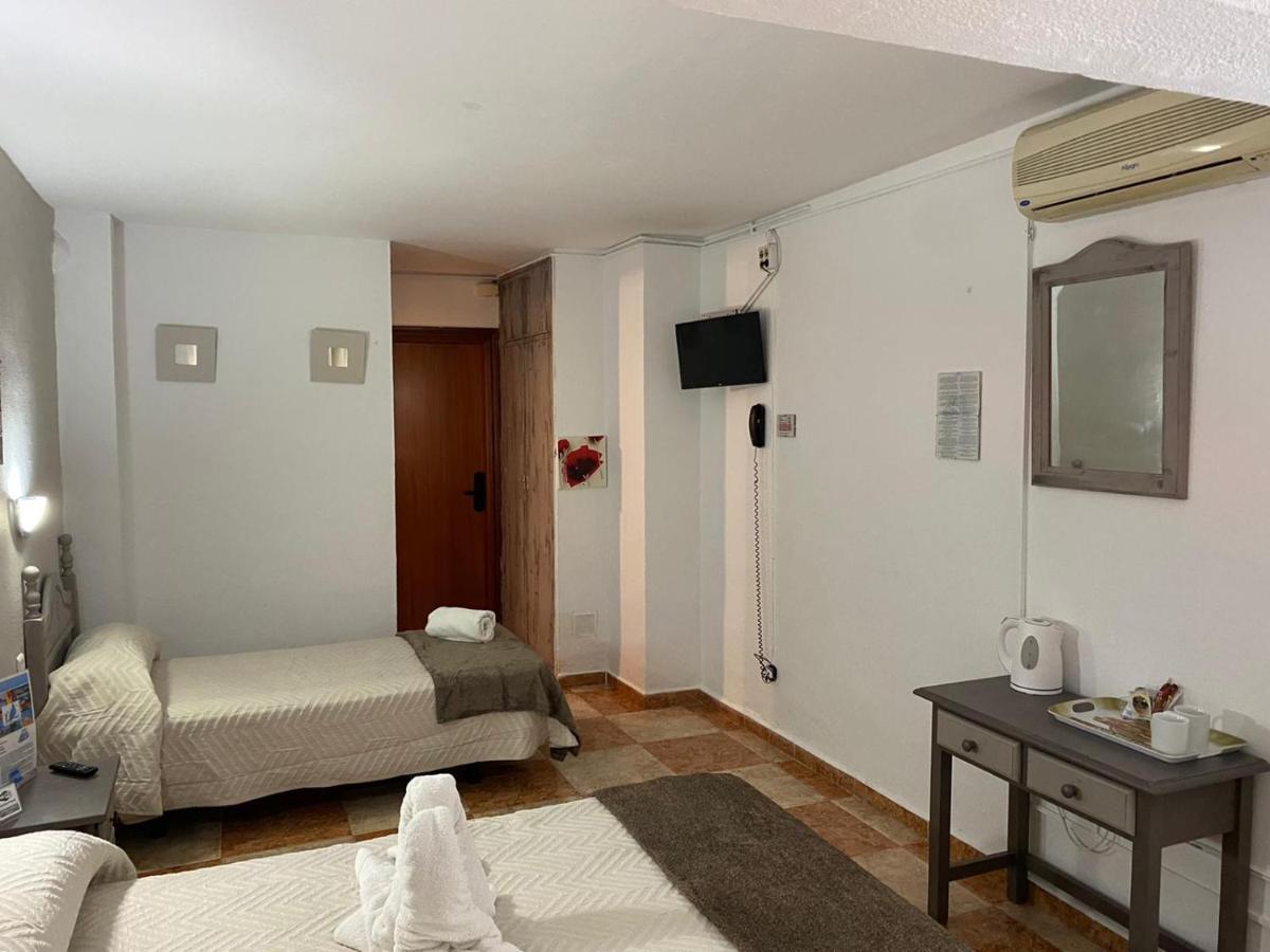 Virgen Del Rocio II Hotel Torremolinos Kültér fotó