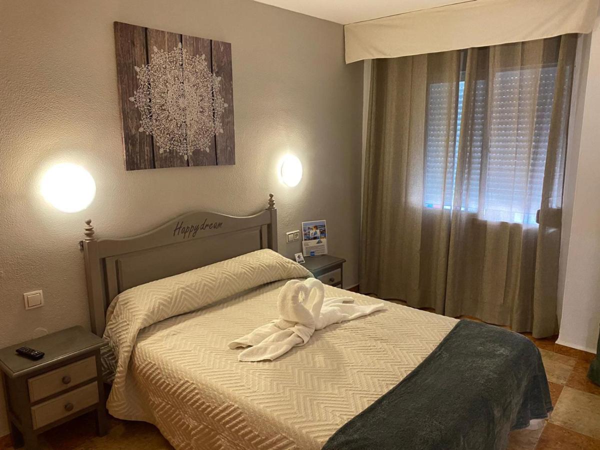 Virgen Del Rocio II Hotel Torremolinos Kültér fotó