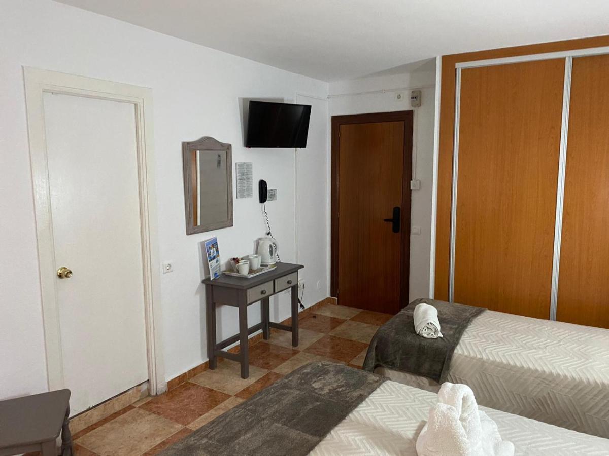 Virgen Del Rocio II Hotel Torremolinos Kültér fotó